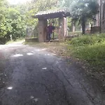 Fine 5 Bedroom *