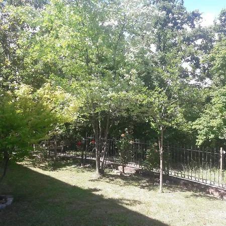 Fine 5 Bedroom Farmhouse Piacenza