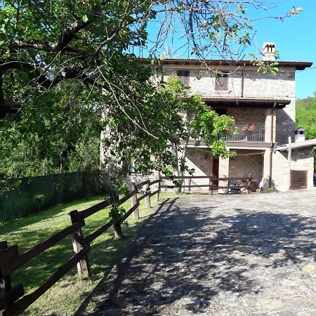 Fine 5 Bedroom Farmhouse Holiday home *