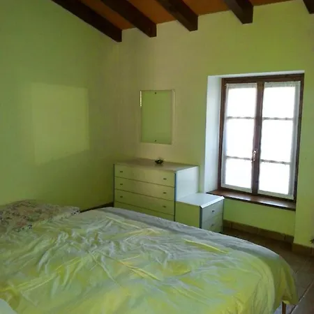 Fine 5 Bedroom *