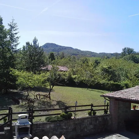 Fine 5 Bedroom Farmhouse Holiday home Piacenza