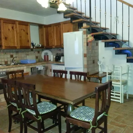 Fine 5 Bedroom Placência