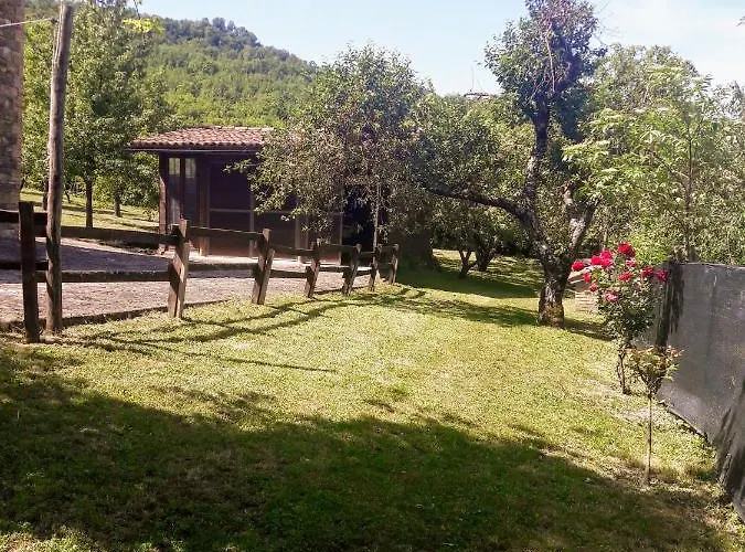 Fine 5 Bedroom Пьяченца