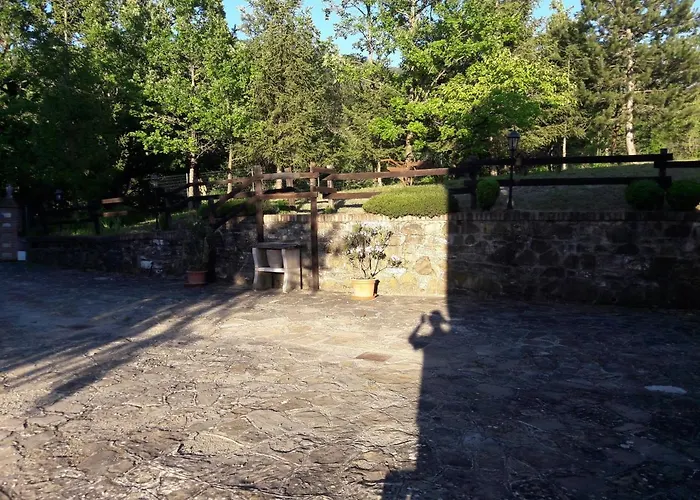 Дом отдыха Fine 5 Bedroom Пьяченца