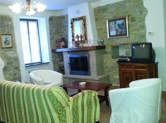 Fine 5 Bedroom Vakantiehuis *