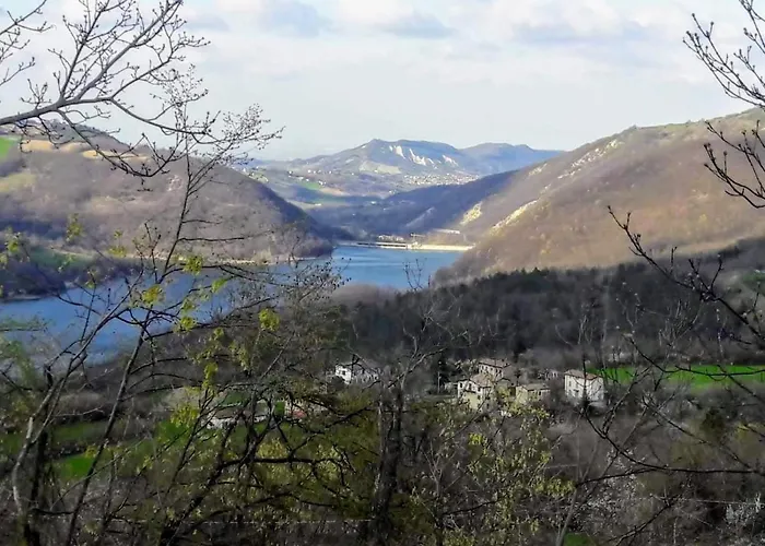 Дом отдыха Fine 5 Bedroom Пьяченца