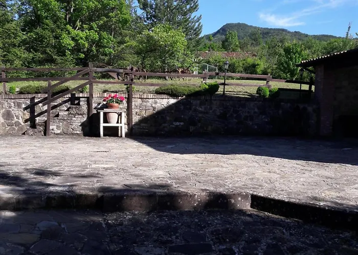 Vakantiehuis Fine 5 Bedroom Piacenza