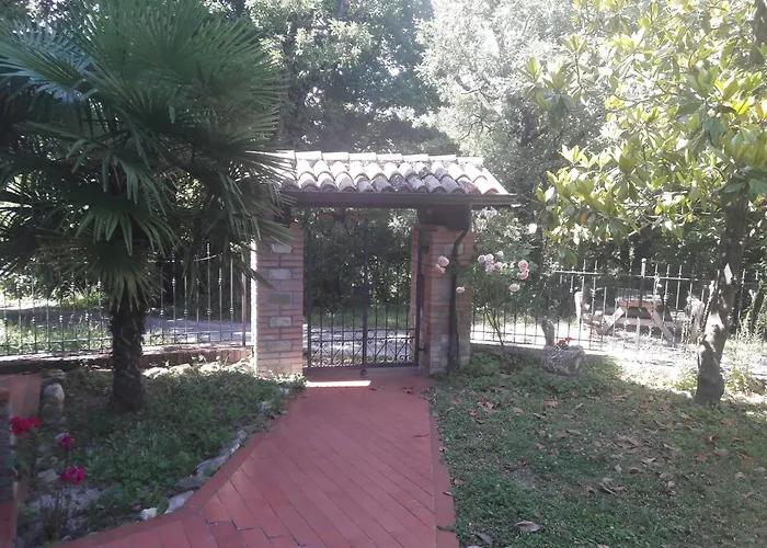 Fine 5 Bedroom Vakantiehuis Piacenza